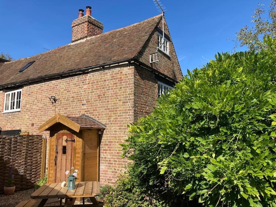 Beautiful 500 Year Old Listed Kentish Cottage Wingham Esterno foto